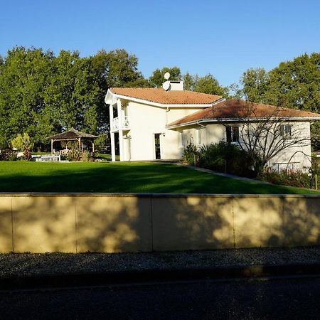 Villa Alba. Piscine Grand Jardin Hauts De Bordeaux Carignan-de-Bordeaux ภายนอก รูปภาพ