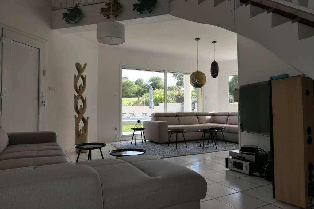 Villa Alba. Piscine Grand Jardin Hauts De Bordeaux Carignan-de-Bordeaux ภายนอก รูปภาพ